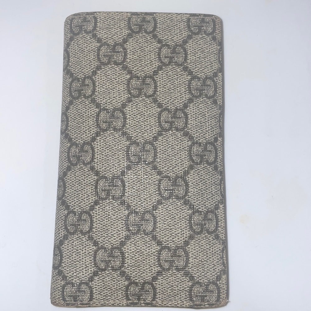 GUCCI GG SUPREME iPhone 7 case and Wallet